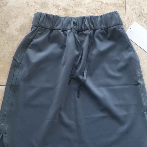 NWT Lululemon on the fly skirt BLUC - Picture 2 of 8